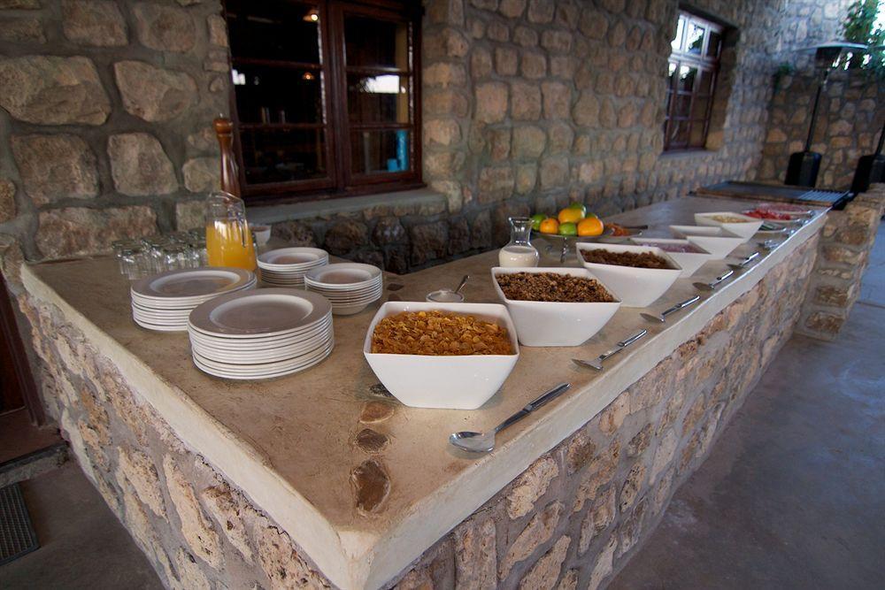 Agama Lodge Lillooet ภายนอก รูปภาพ