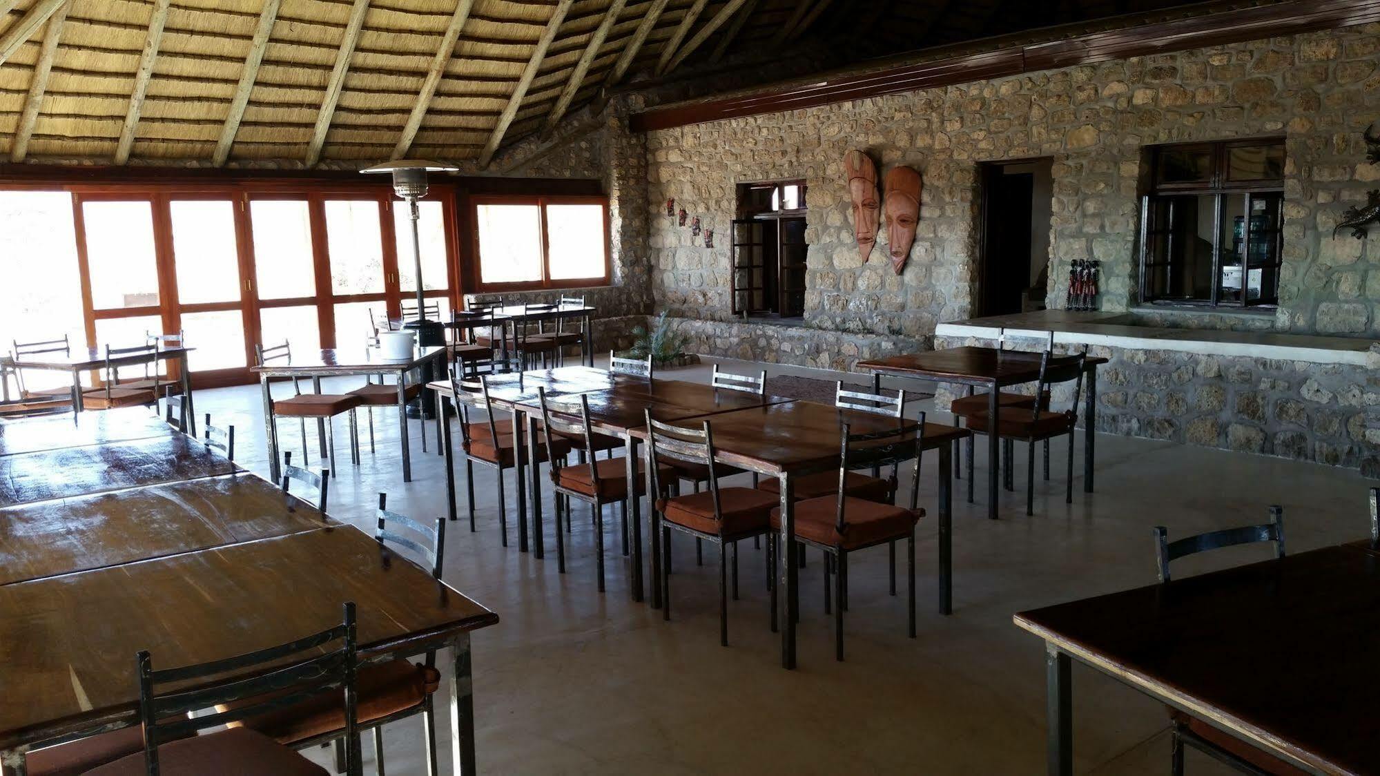 Agama Lodge Lillooet ภายนอก รูปภาพ