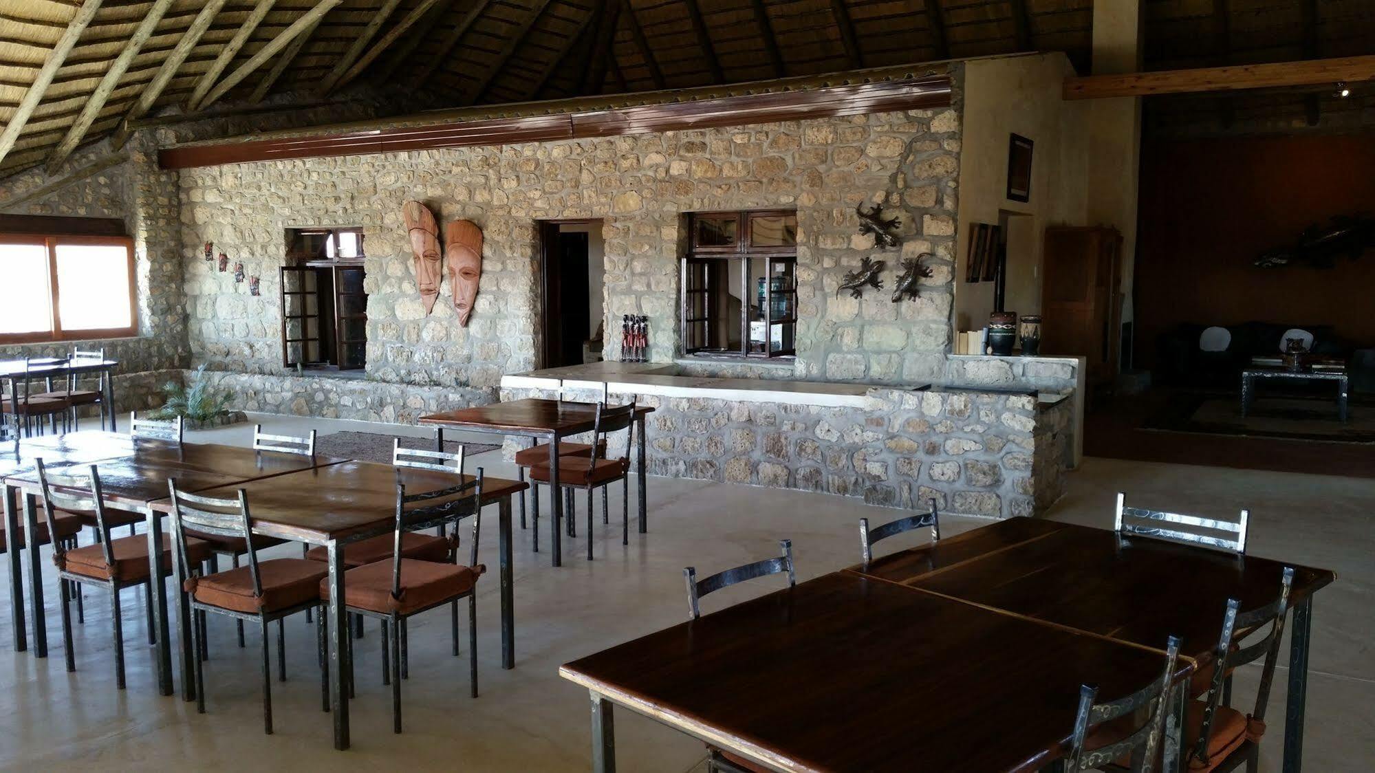 Agama Lodge Lillooet ภายนอก รูปภาพ