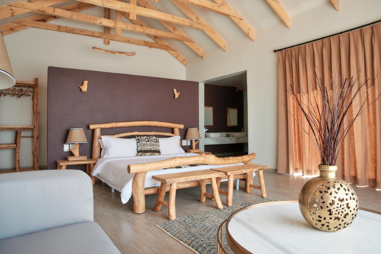 Agama Lodge Lillooet ภายนอก รูปภาพ