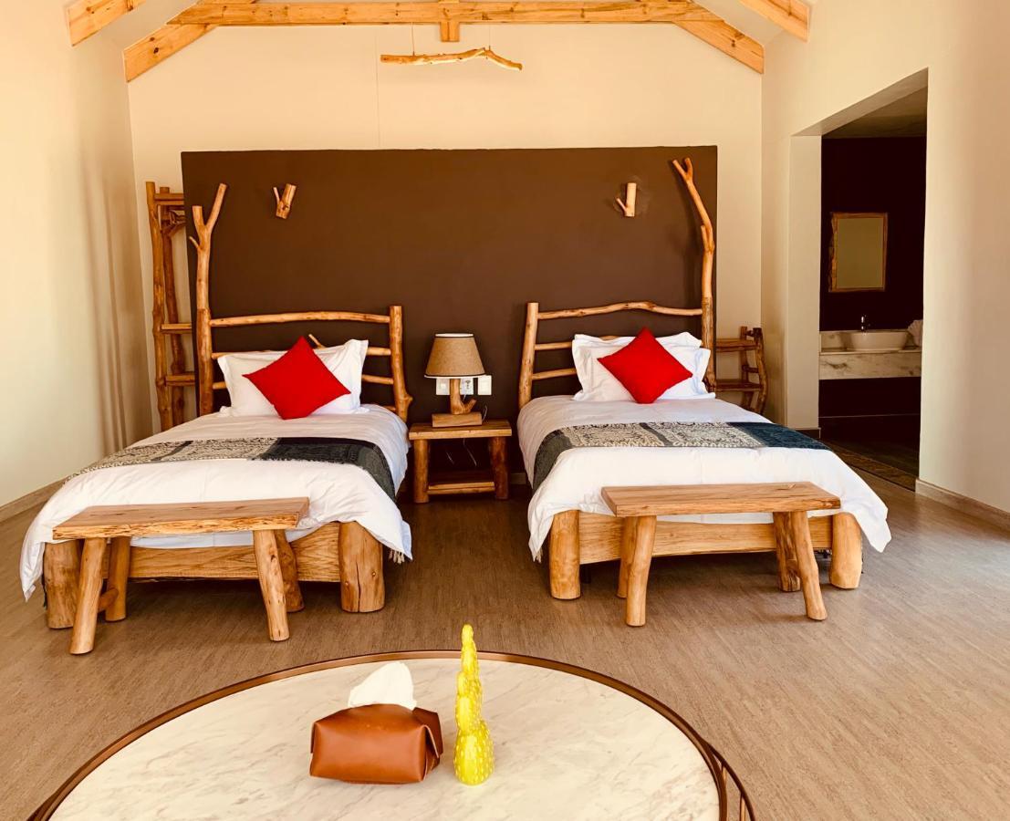 Agama Lodge Lillooet ภายนอก รูปภาพ